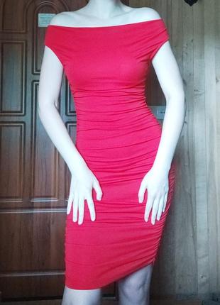 Ефектне червоне міні міді плаття з драпуванням обтягуюча вечірня трикотажна сукня трансформер по фігурі з драпіруванням новорічне святкове новий рік4 фото