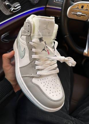 Женские кроссовки nike air jordan 1 high люкс качество