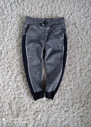 Дитячі утеплені штани в ідеальному стані бренду f&f 92-92р