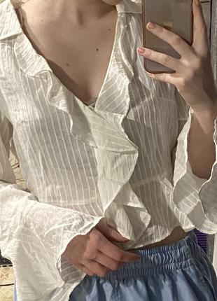 Блуза з воланами в полоску2 фото