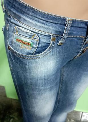 Красиві джинси жіночі облягаючі8 фото