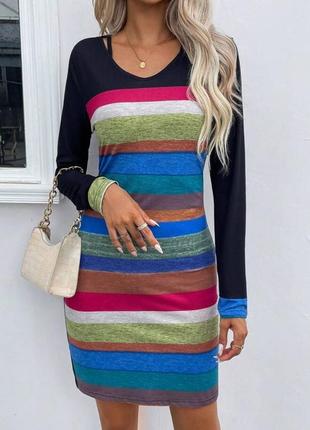 Разноцветное платье с длинными рукавами1 фото
