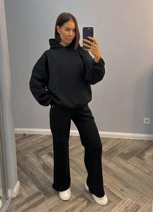 Спортивний костюм на флісі худі оверсайз штани кльош палаццо комплект чорний...