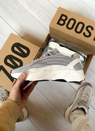 Кросівки адідас ізі 700 в2 статік грей ізі бусти adidas yeezy 700 v2 static gray4 фото