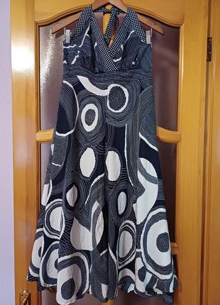 Великолепный легкий сарафан платье