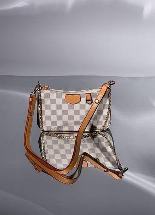 Женская сумка louis vuitton easy pouch on strap monogram ivory4 фото