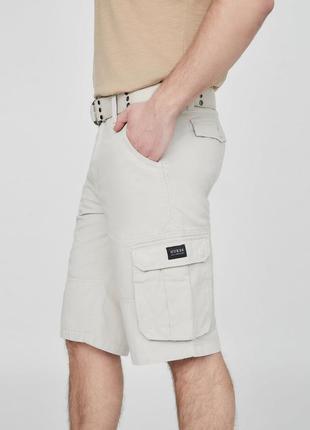 Мужские шорты-карго guess с ремнем2 фото