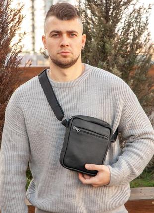 Мужская стильная и качественная сумка мессенджер из натуральной кожи