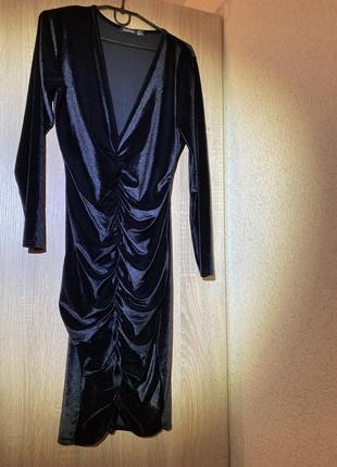 Бархатное платье черная3 фото
