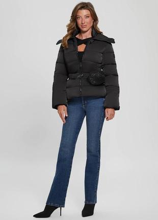 Жіноча стьобана куртка guess з поясом6 фото