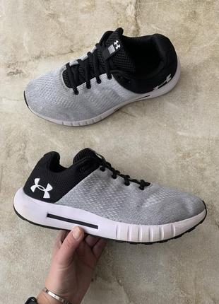 Кроссовки under armour micro g оригинал 3020221-101