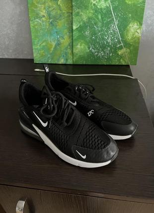 Спортивные кроссовки nike1 фото