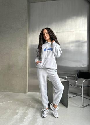 Костюм спортивный женский на флисе с принтом оверсайз худи с капишоном с карманом брюки дж...