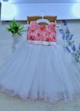 Нарядное белое бальное платье  для девочки1 фото