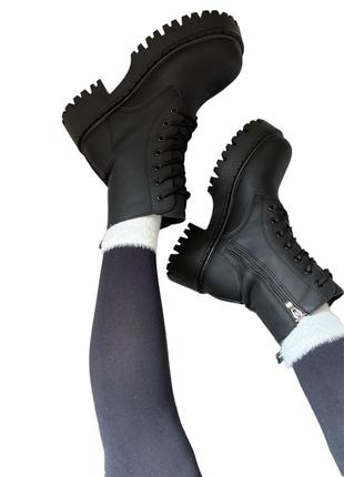 Зимові черевики із шнуровкою5 фото