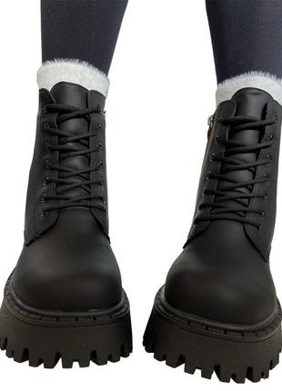 Зимові черевики із шнуровкою6 фото