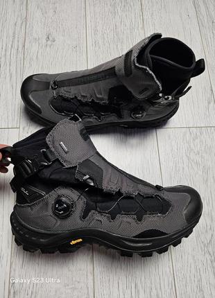 Зимние трекинговые боты merrell gore tex lowa haix