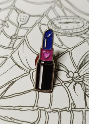 Металлический значок пин брошка помада