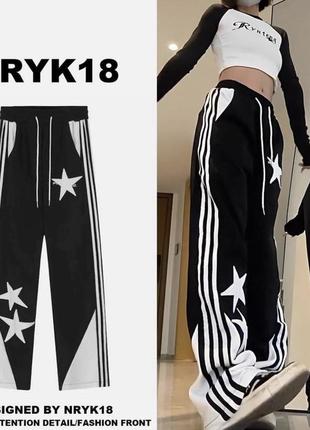 Штани зі зірками в стилі y2k