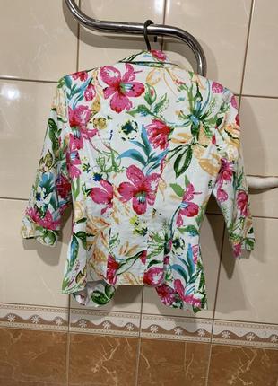 Пиджак жакет в цветочный принт на одну пуговицу3 фото