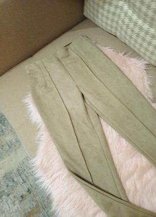 Базові замшеві штани легінси бежевого кольору primark5 фото