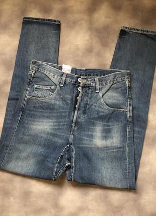 Стильные джинсы с мотней levi’s red tab2 фото