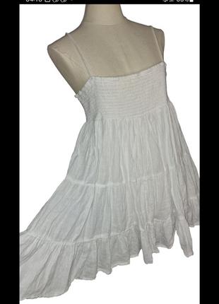 Белое муслиновое мини-платье zara baby doll с регулируемыми бретелями9 фото