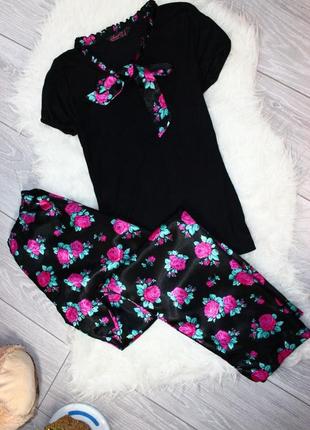 Піжама / костюм для дому та сну: чорна футболка, майка і атласні штани в трояндочки, 8/364 фото