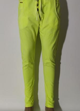 Брюки з італії