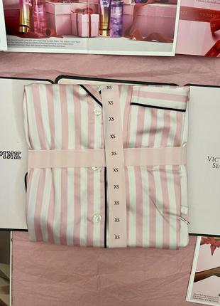 Сатинова піжама у рожеву смужку victoria's secret satin short pajama set pink stripe оригінал9 фото