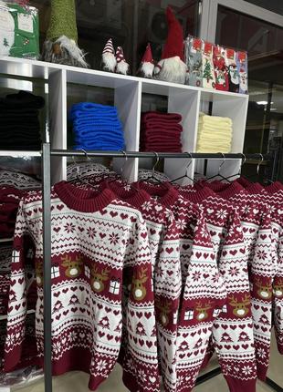 Новорічний светр2 фото