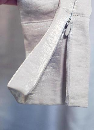 Нарядное красивое платье из ткани с металлическим покрытием. v-образный вырез, длинные, актуальные широкие рукава h&amp;m4 фото