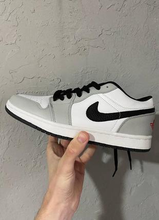 Кросівки nike air jordan low white silver black