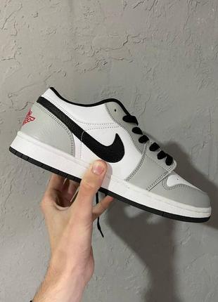 Кроссовки nike air jordan low white silver black2 фото