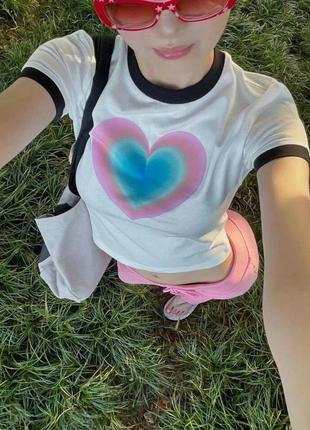Модная женская футболка топ с коротким рукавом и сердечками, летняя уличная одежда повседневные облегающие кроп-топы, облегающие  женская одежда