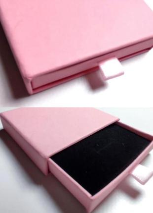 Розовый бокс коробочка для украшений розовая коробка подарочная упаковка разовая пудровая для подарков
