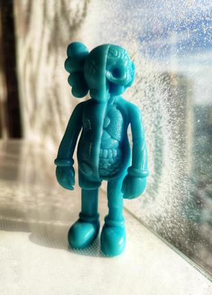 Статуетка  kaws, фігурка kaws