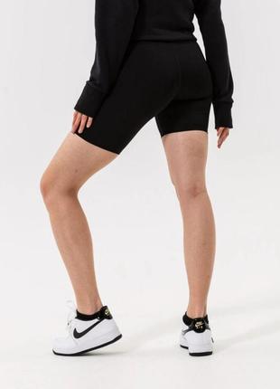 Женские короткие шорты велосипедки леггинсы jordan essentials core новые оригинал2 фото