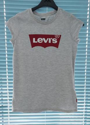 Жіноча футболка levi's1 фото