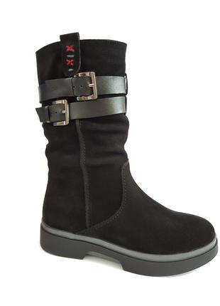 Зимові чоботи короткі напівчоботи жіночі замшеві на платформі модні теплі зручні чорні romax 590