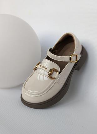 Бежевые лаковые туфли для девочки clibee, кожаная стелька, размер 26,27,28,29