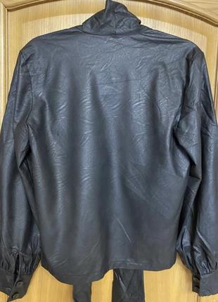 Чёрная рубашка блуза из эко кожи 46-48 р9 фото