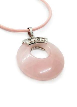 🌸✨ оригинальный кулон "донат" на шнурке натуральный камень розовый кварц1 фото