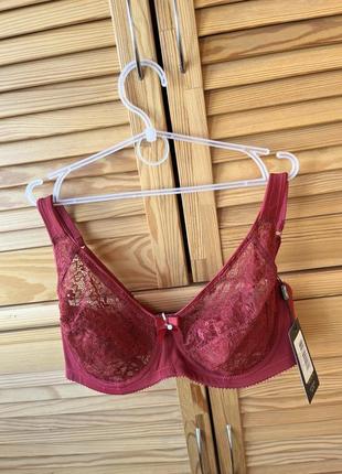 Новий бюстгалтер