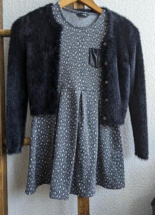 Тепле плаття від george 135-140