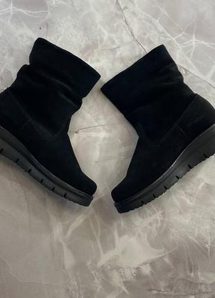 Жіночі уггі натруальна замша