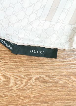 Шелковый платок gucci print в монограмме 65×62 оригинал4 фото