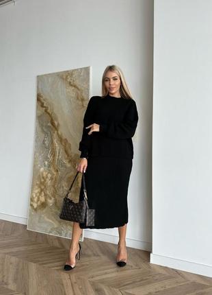 Жіночий в'язаний костюм зі спідницею теплий чорний зелений рожевий коричневий сірий