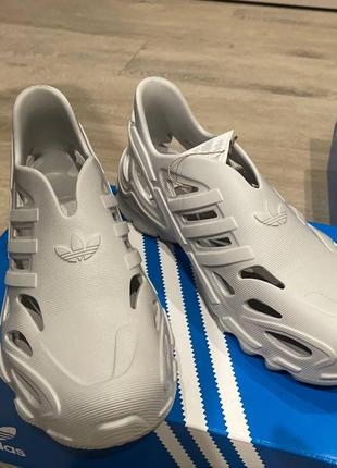 Круті резинові кросівки від adidas2 фото