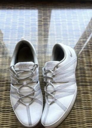 Кожаные кроссовки gray nike air оригинальные белые,2 фото